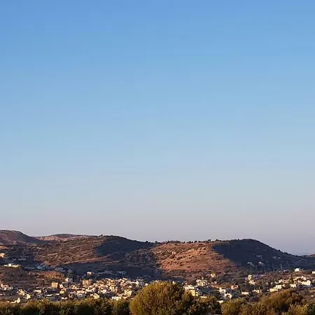 Spiti Tou Papa Sto Vouno * Kamilárion